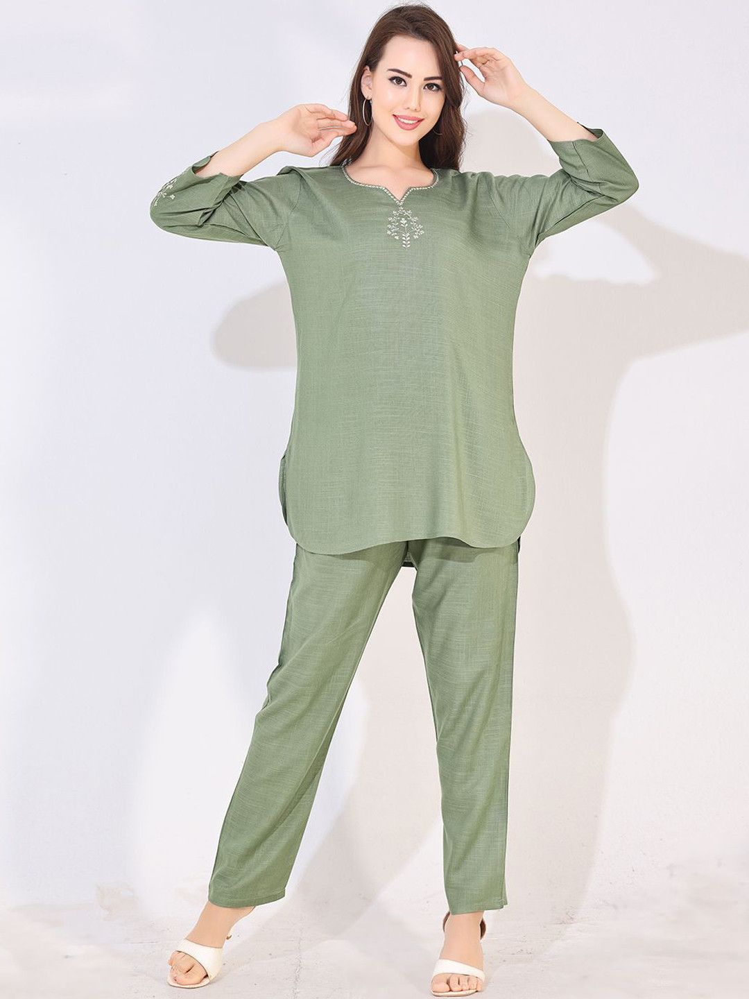 Arela Embroidered Linen Tunic With Trousers Co-Ords