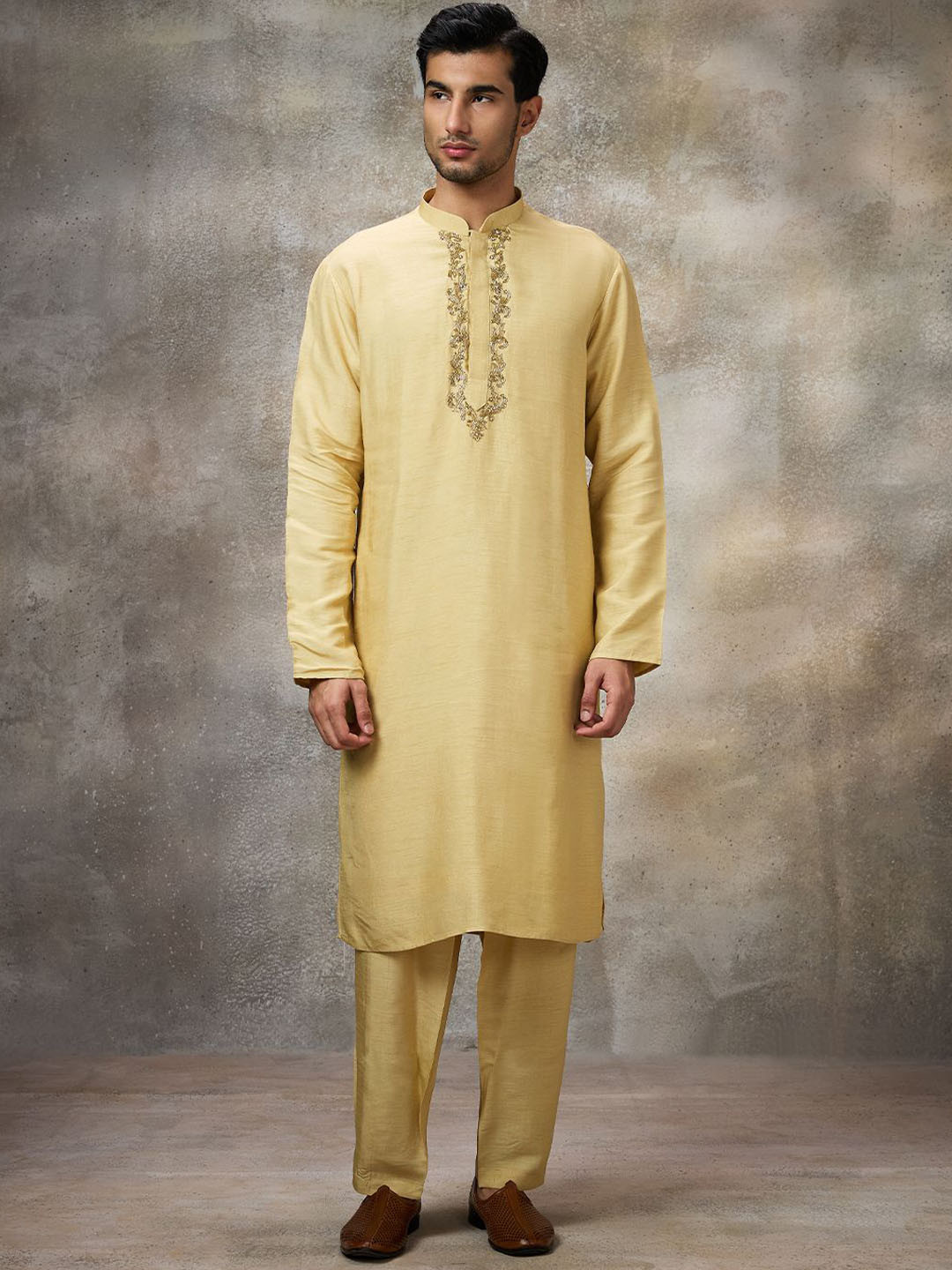 Rivaar By Rocky Star Floral Yoke Design Thread Work Mandarin Collar Kurta With Trousers