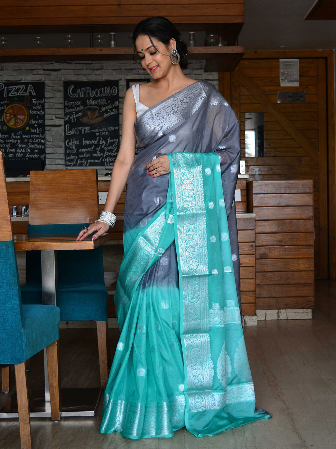 Banarasee Handwoven Semi-Chiffon Saree With Silver Zari