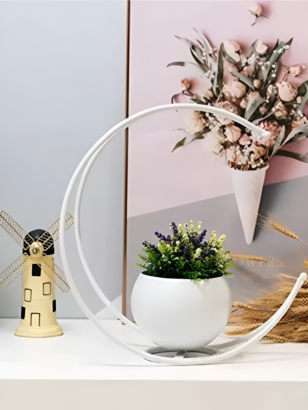 Vespers White Moon Shaped Flower Vases