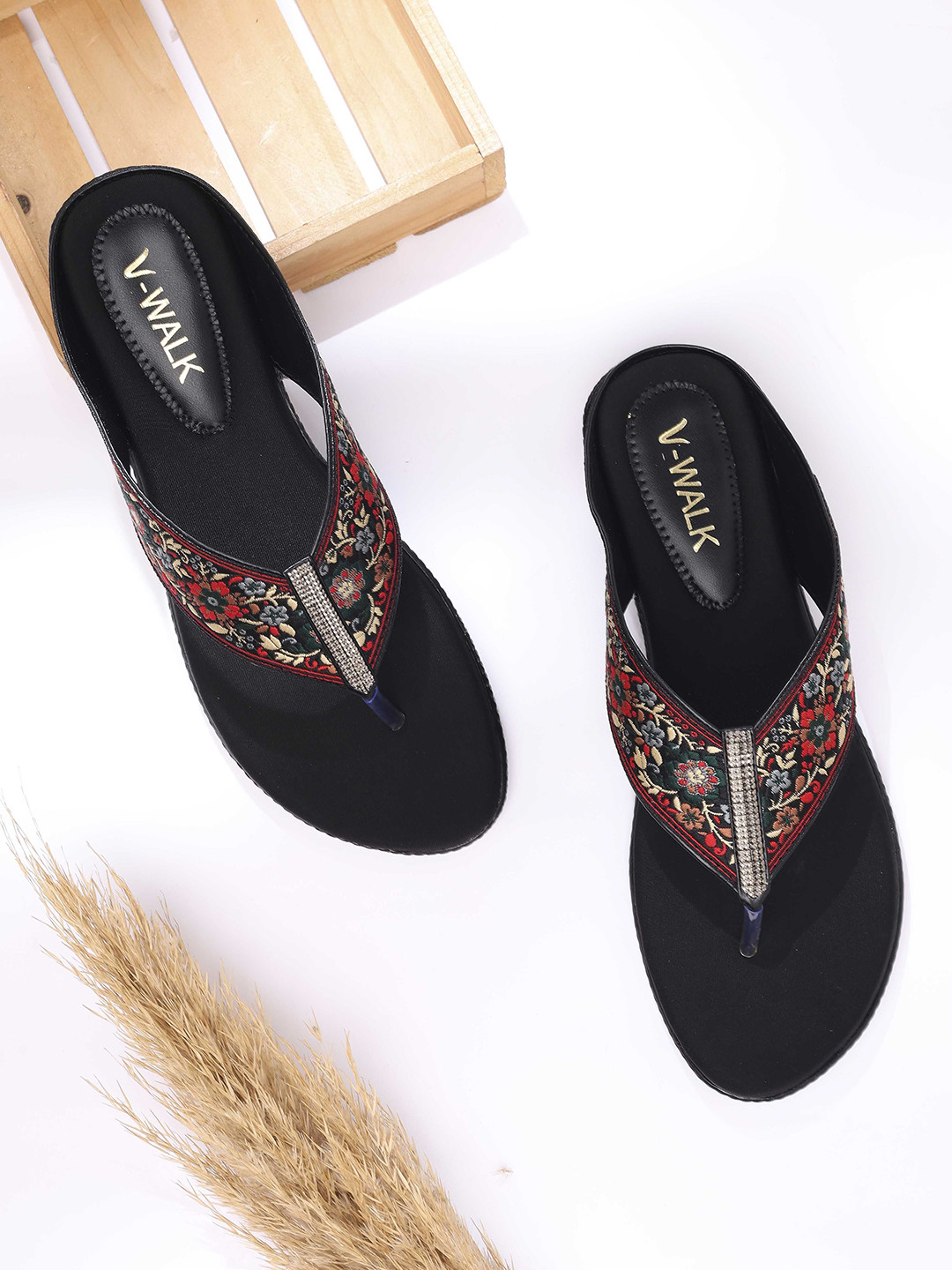 V-WALK Women Slip-On Woven Design Open Toe Flats