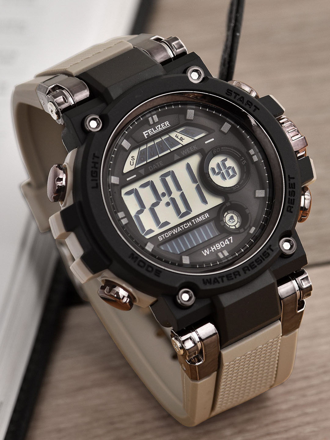 FELIZER Men Dial & Straps Digital Multi Function Watch LSKA-9047