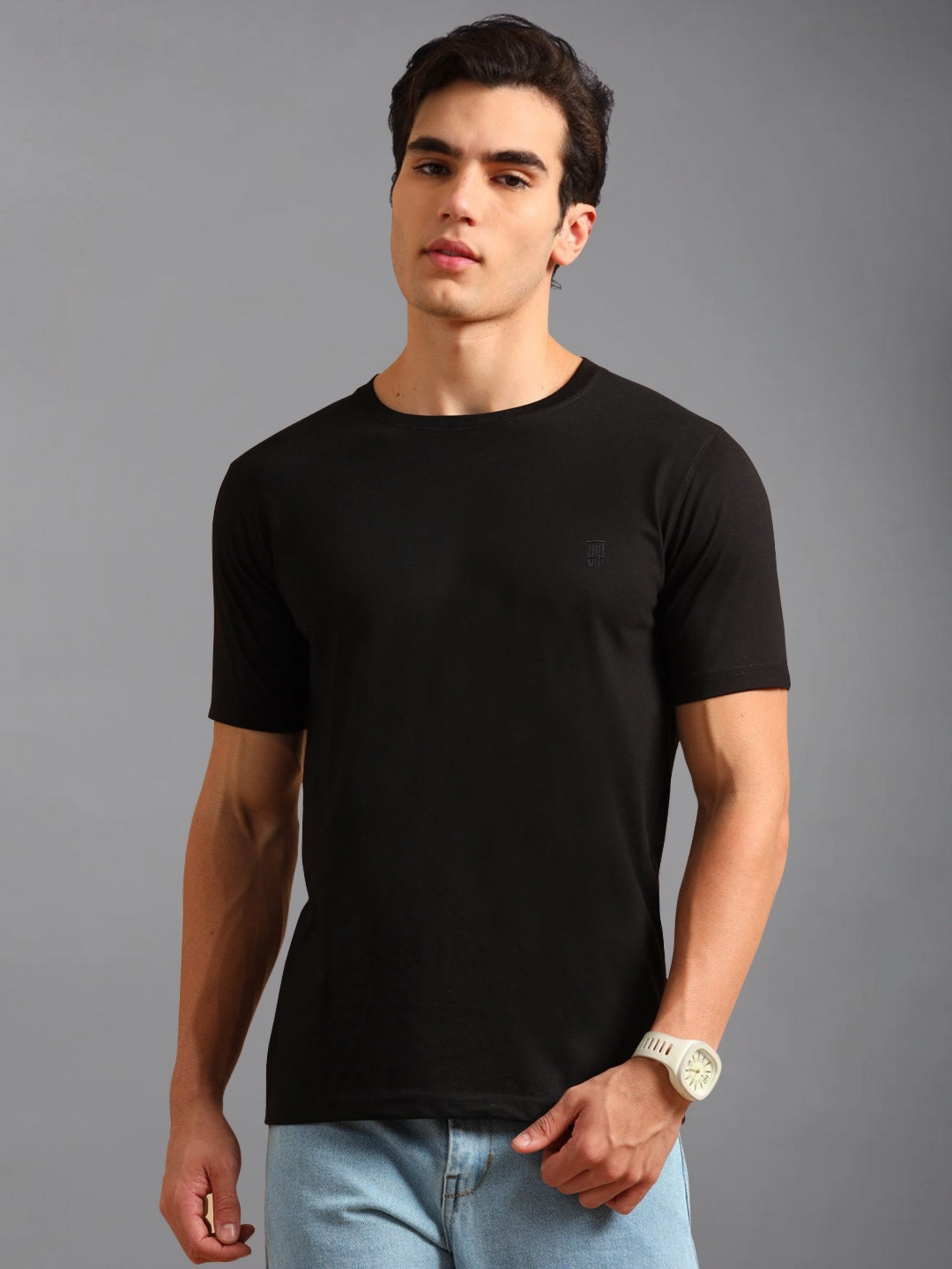 BLUE ARC Men Solid Round Neck Cotton T-shirt