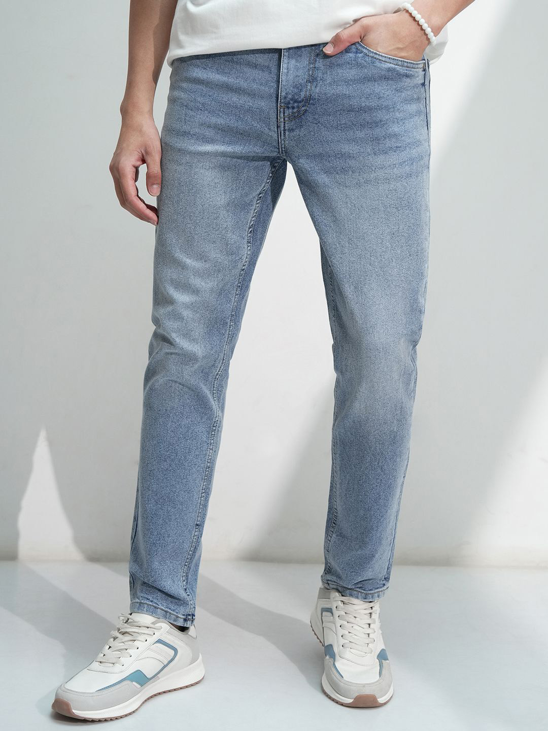 HIGHLANDER Men Slim Fit Mid-Rise Stretchable Jeans
