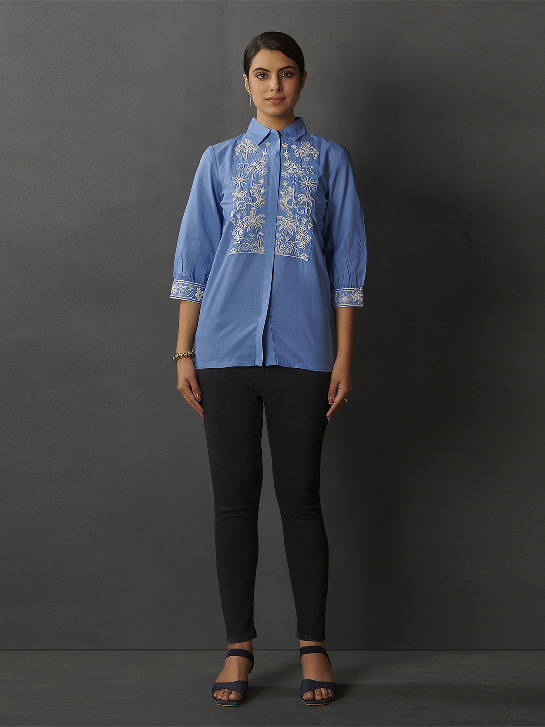 Anouk Women's Embroidered Shirt Collar Thread Work Pure Cotton Thread Work Panelled Kurti