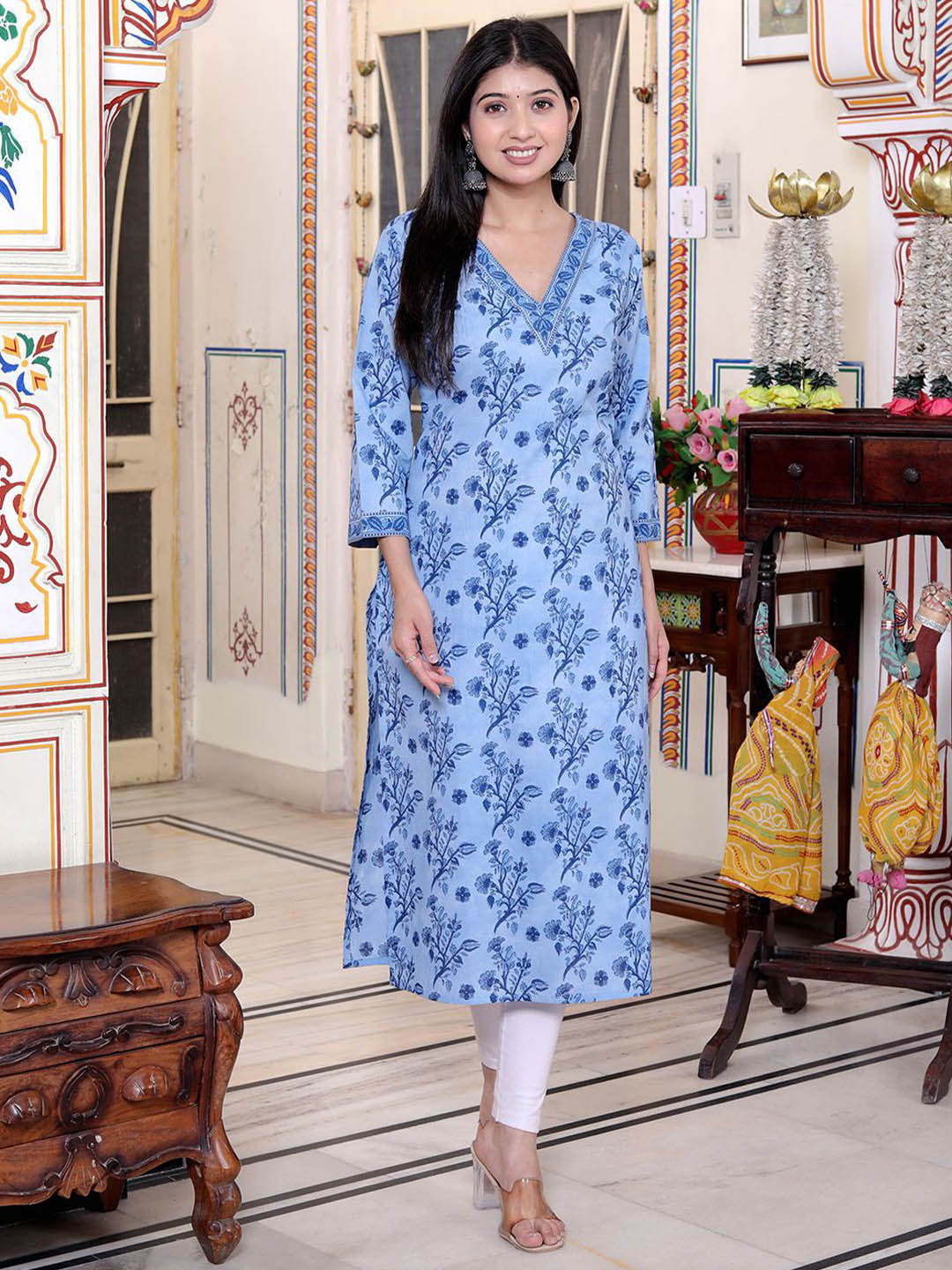 Jevi Prints Floral Printed V-Neck Pure Cotton Straight Kurta