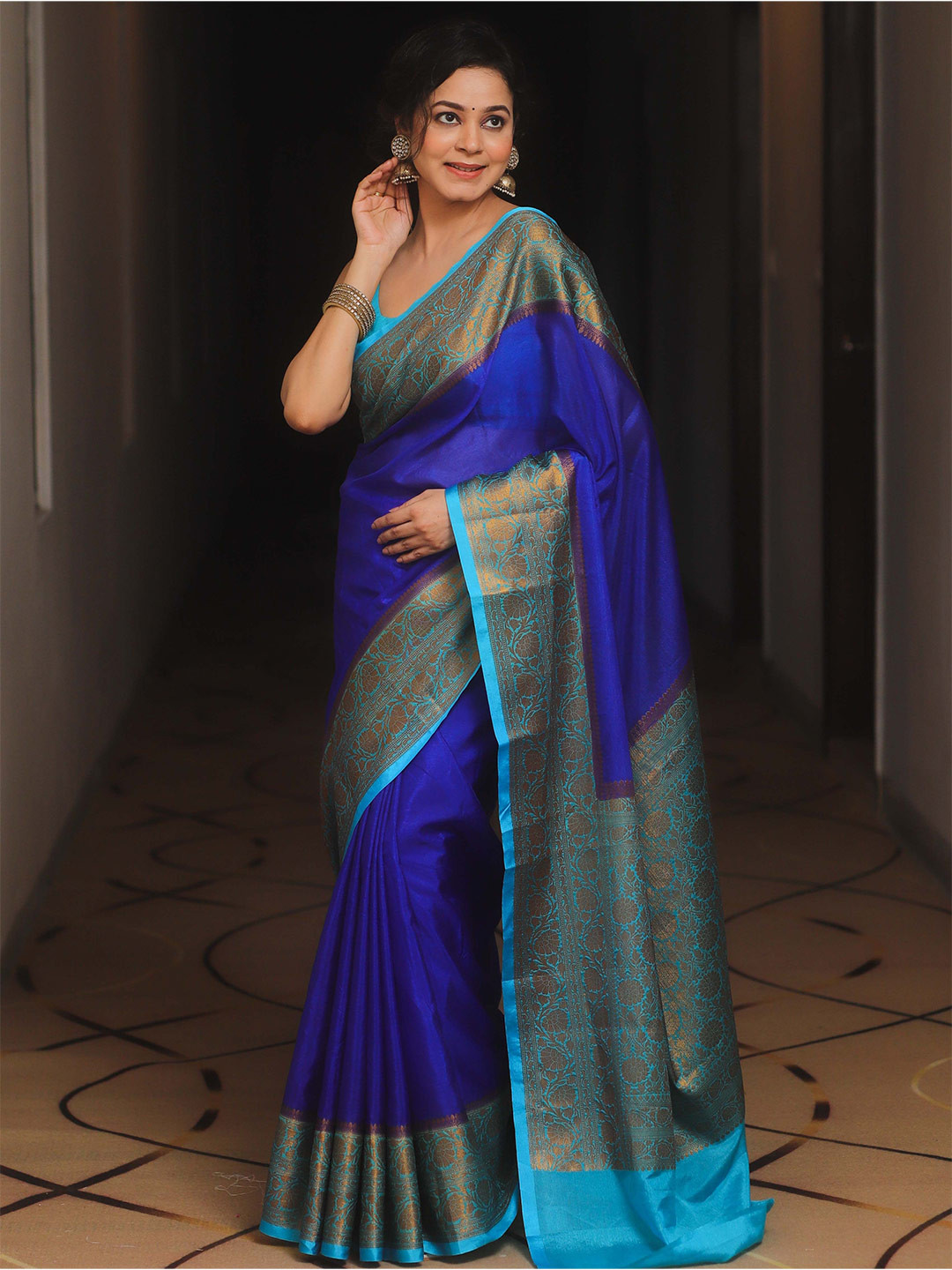 Banarasee Solid Pure Dupion Banarasi Saree