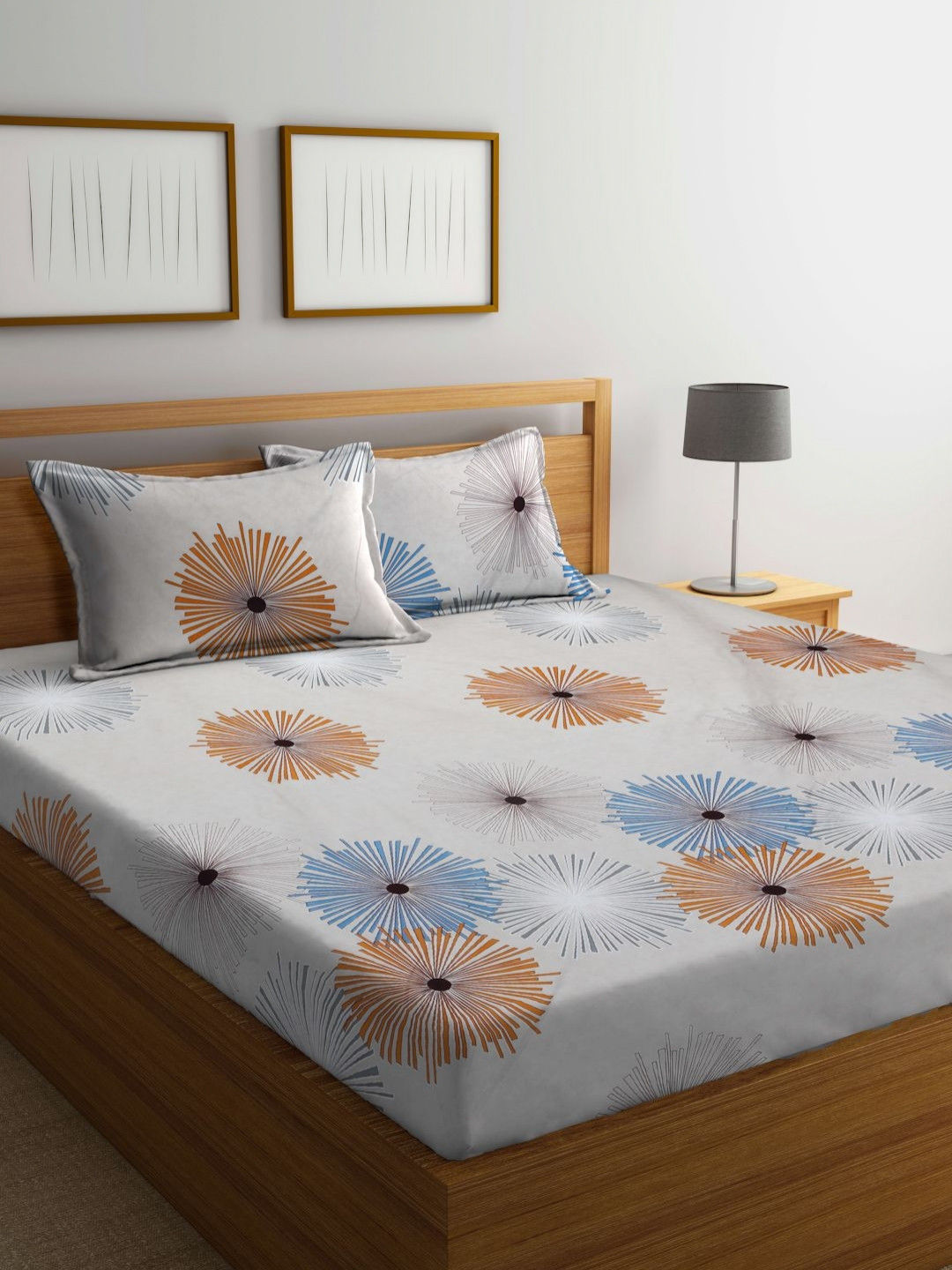 Aura Beige Graphic Polycotton 300 TC King Superfine Bedsheet with 2 Pillow Covers- 98 x 85 inches