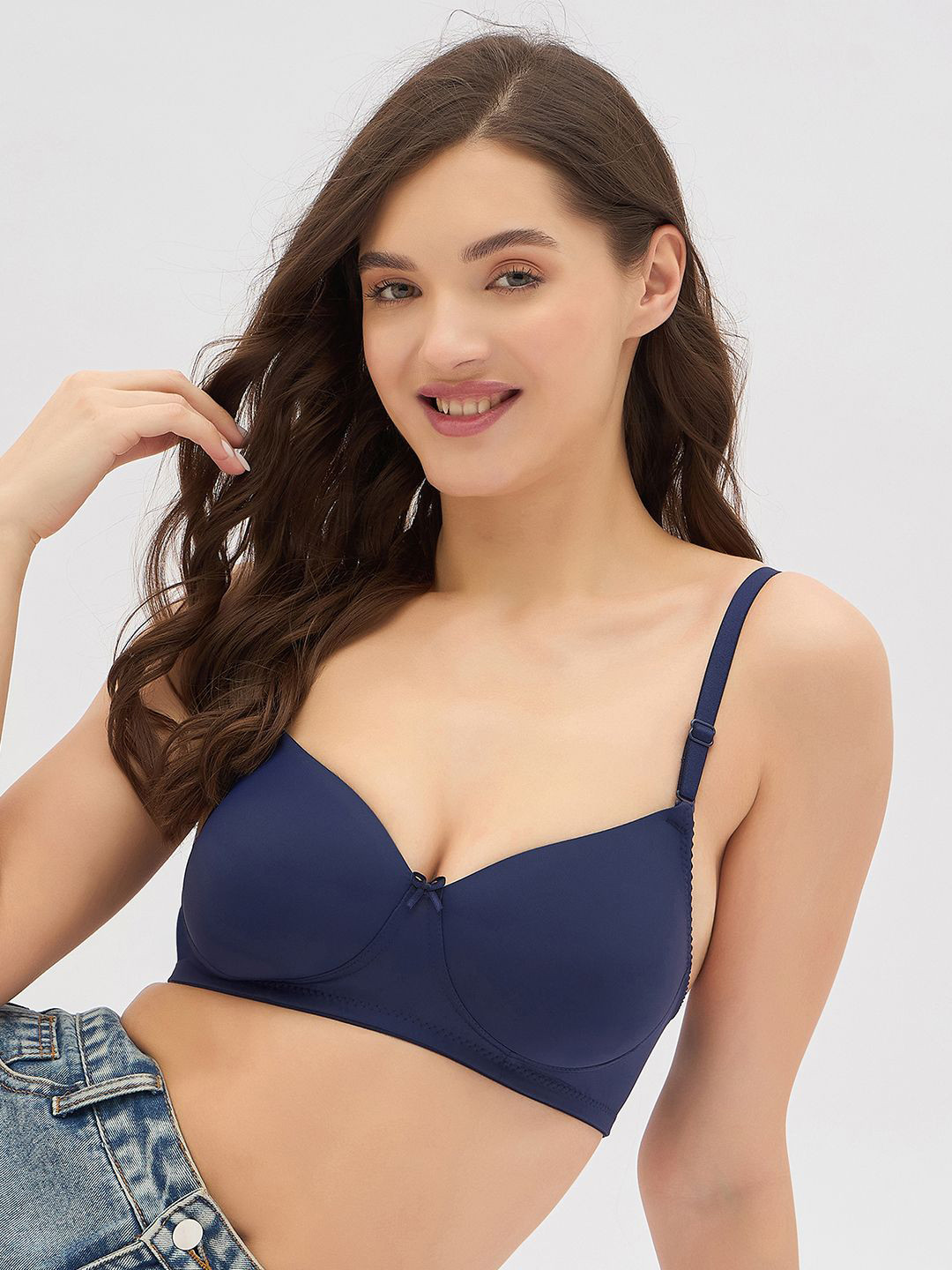 Clovia Full Coverage Lightly Padded Seamless Styled Back T-shirt Bra