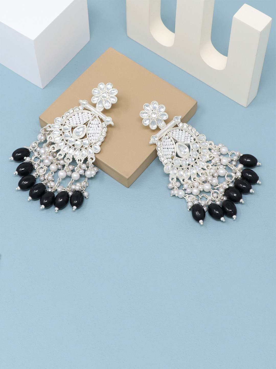 BELWICK Chandbalis Earrings