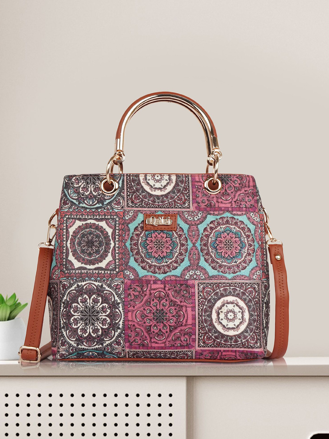QNS Shoulder Handheld Handbag