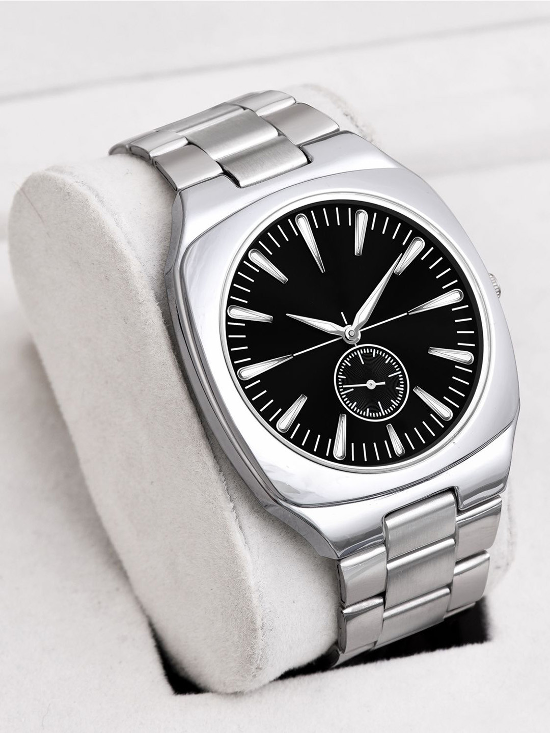 Shocknshop Men Patterned Dial & Stainless Steel Straps Analogue Watch MT811