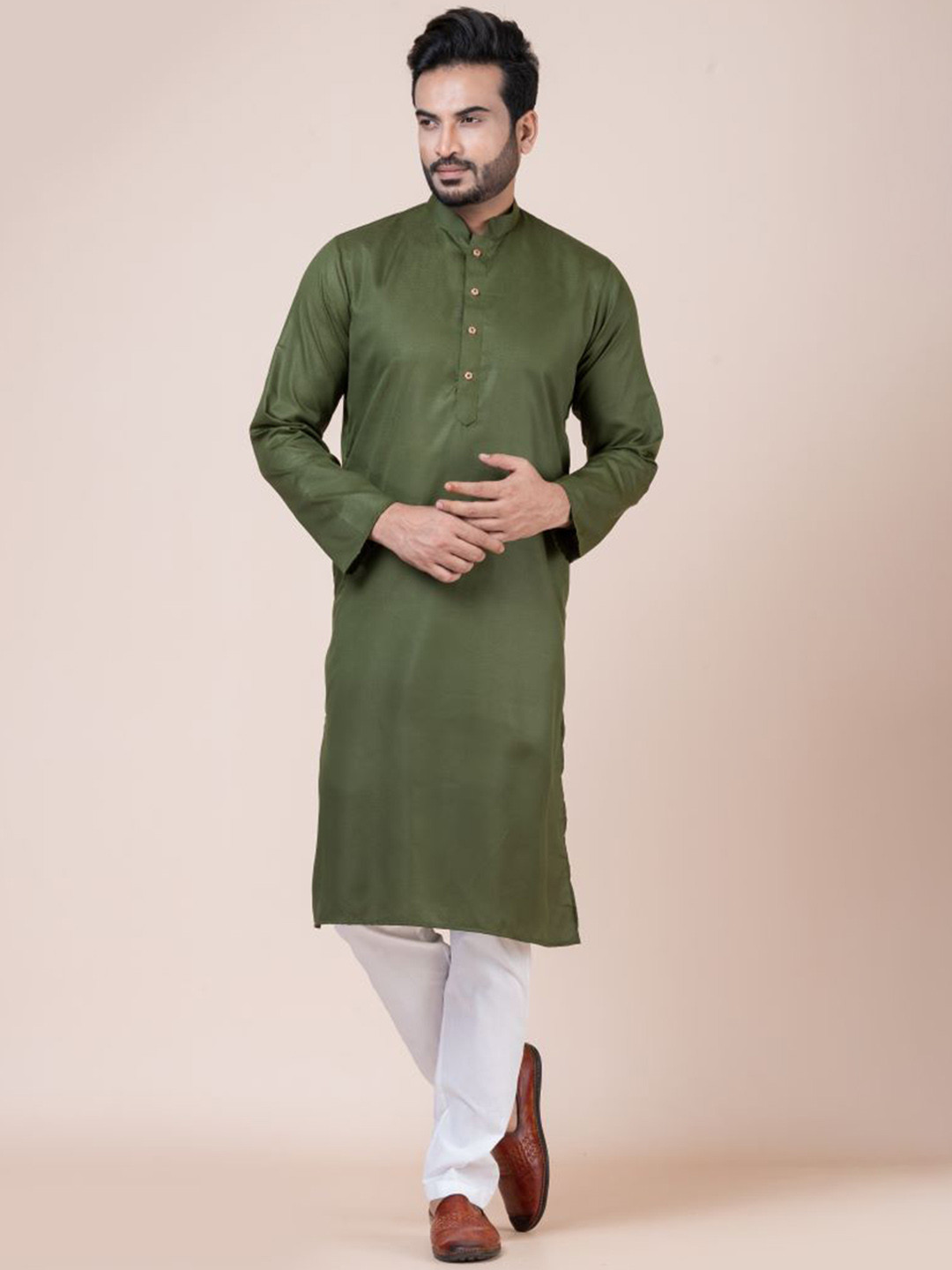 Nawaz's Kurta Men Textured Solid Kurta with Pyjama
