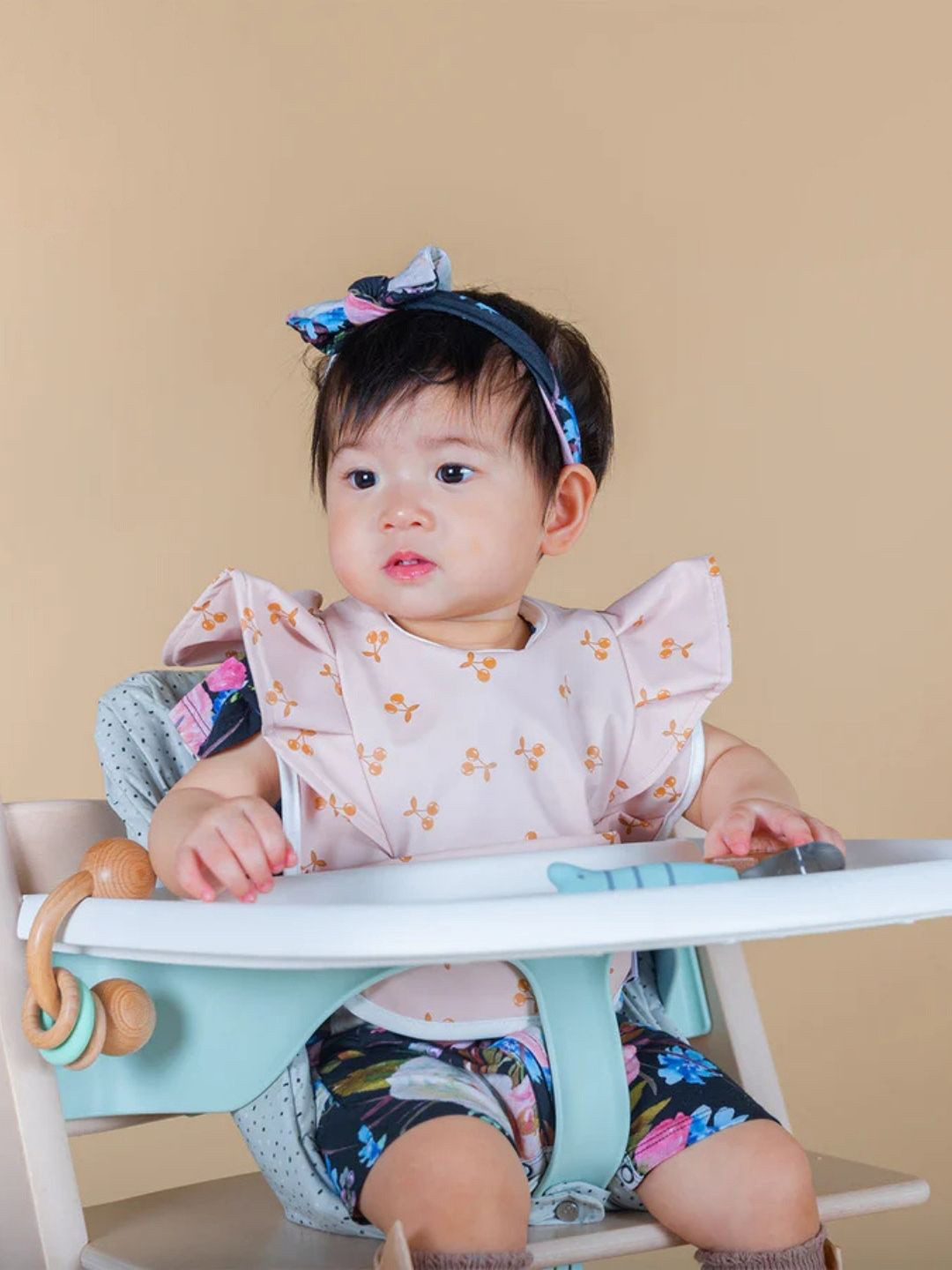 THE PLUSH CLUB Infants Printed Lightweight Bib