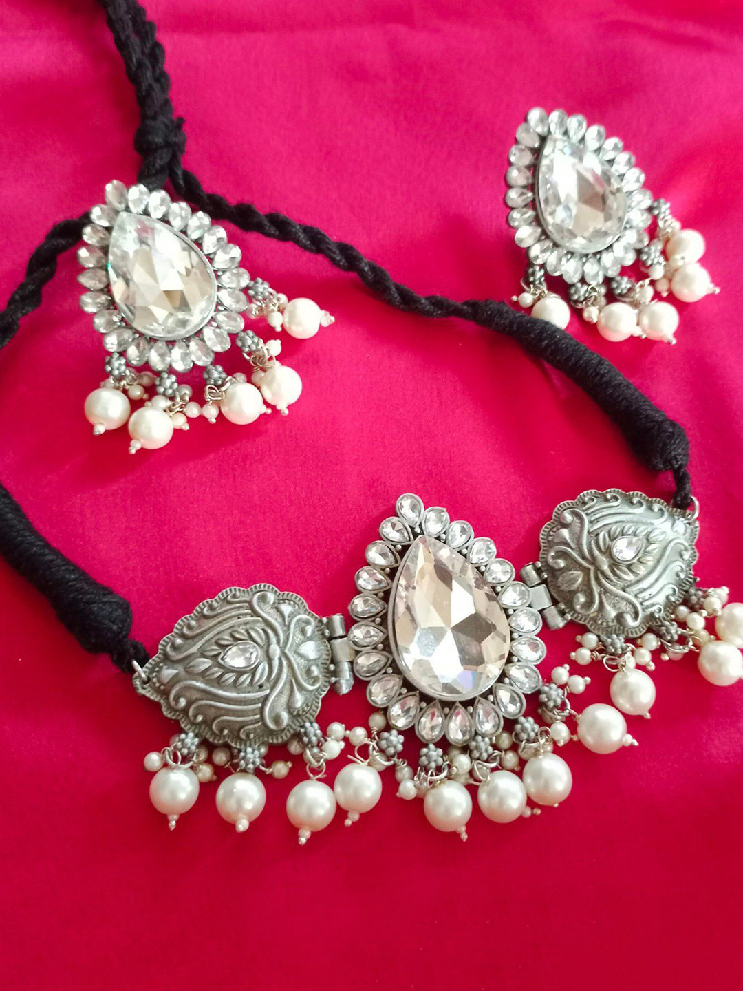 Bareilyy Stones-Studded Antique Jewellery Set