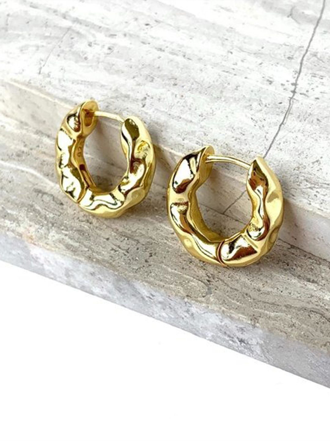 Krelin Gold-Plated Textured Circular Shaped Hoop Earrings