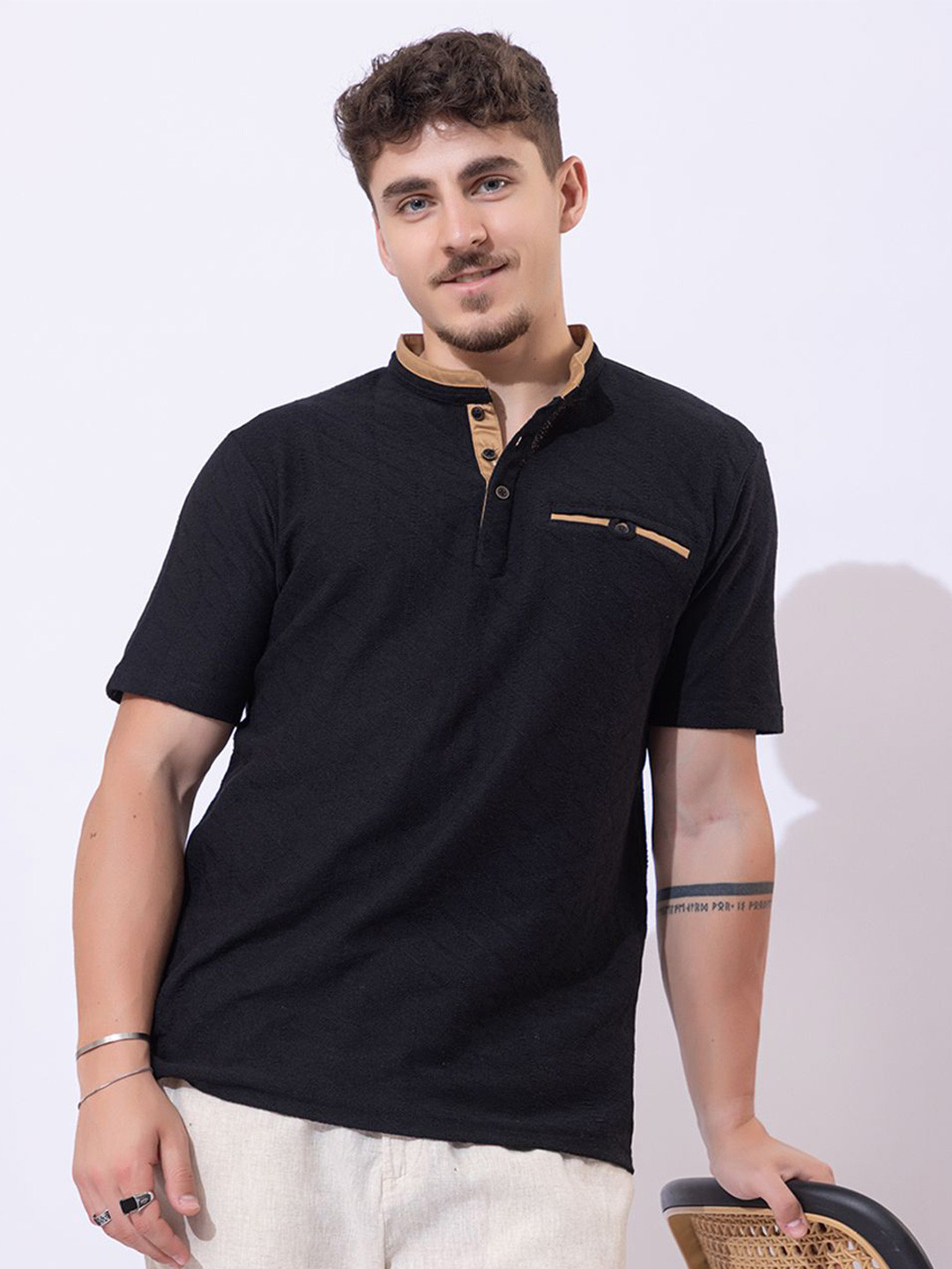 ARMISTO Crochet Resort Mandarin Collar Straight Short Kurta