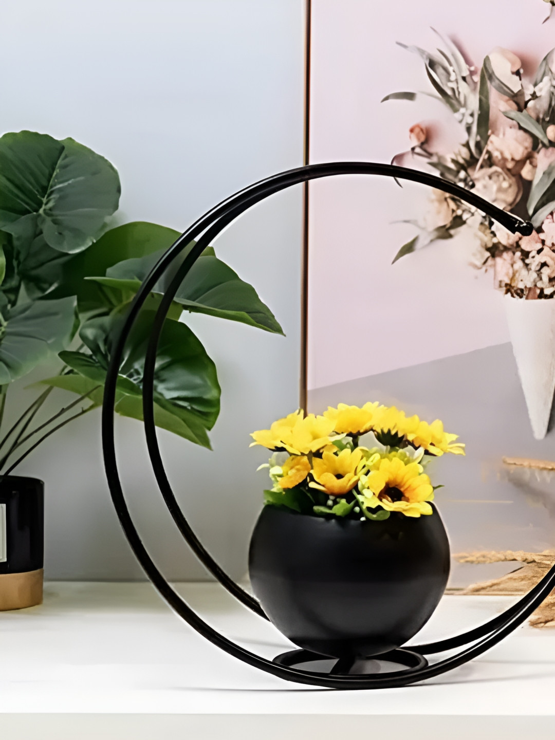 Vespers Black Moon Shaped FlowerVases