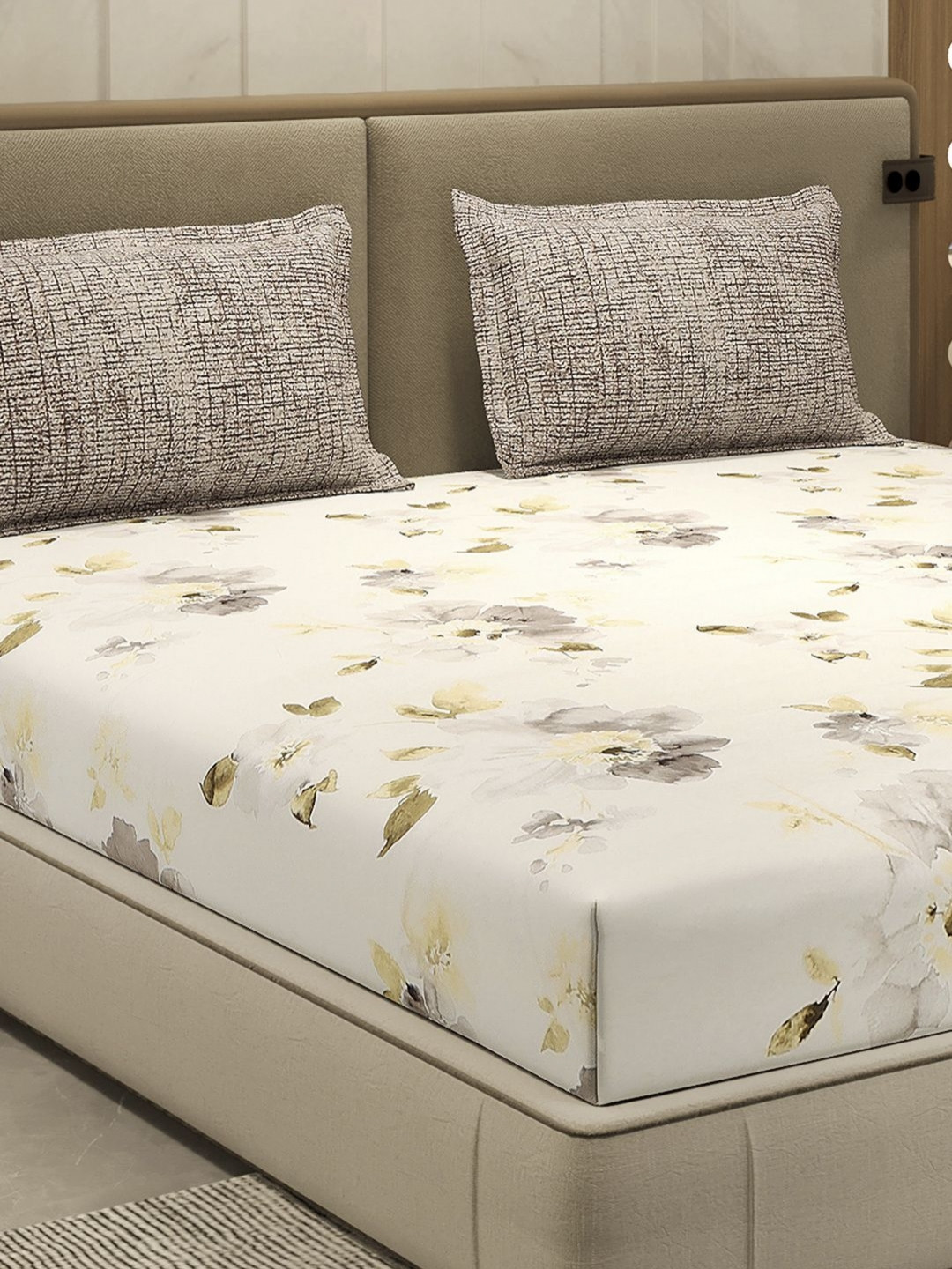 Monte Carlo White & Grey Printed Cotton 110 TC Queen Bedsheet Set- 2.3 m x 2.5 m