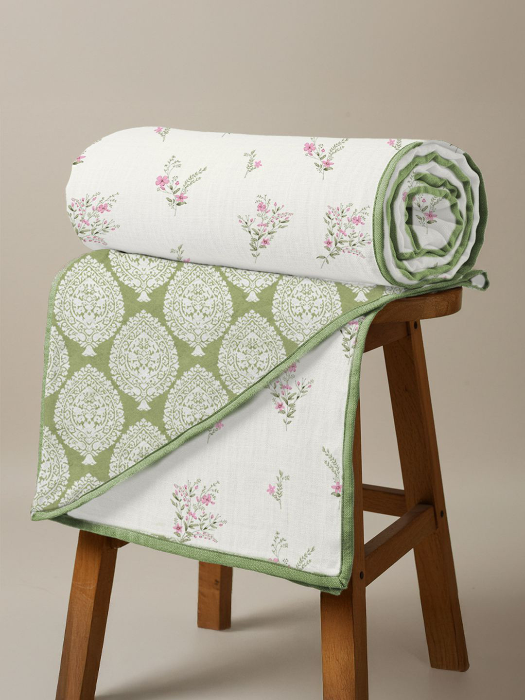 URBAN SPACE Pink Floral Summer Double Bed Dohar