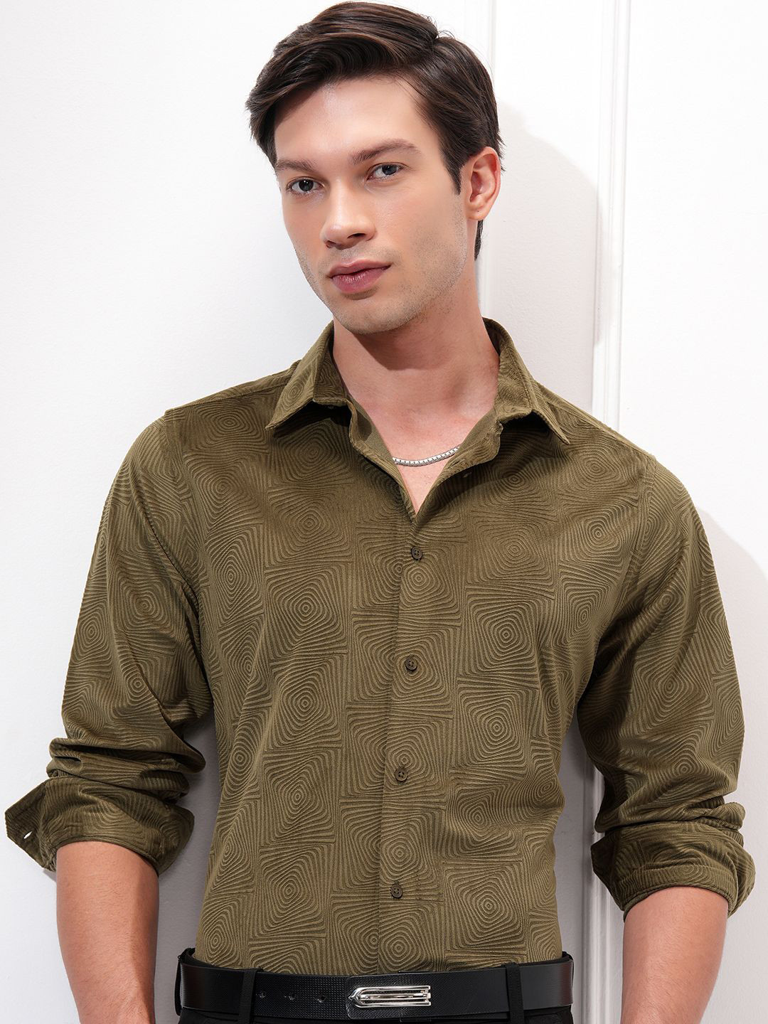 HIGHLANDER Men Comfort Slim Fit Shirt