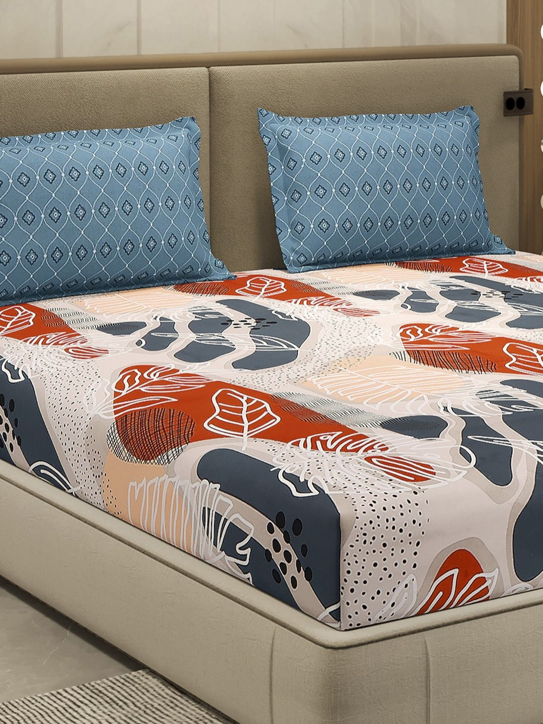 Monte Carlo Beige & Rust Printed Cotton 110 TC Queen Bedsheet Set 2.24 m x 2.54 m