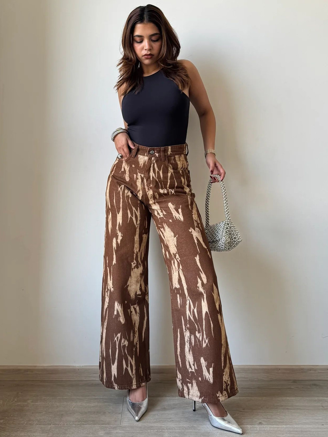 Off Duty India Claw Strike Women Brown Wide Leg Mid-Rise Jeans