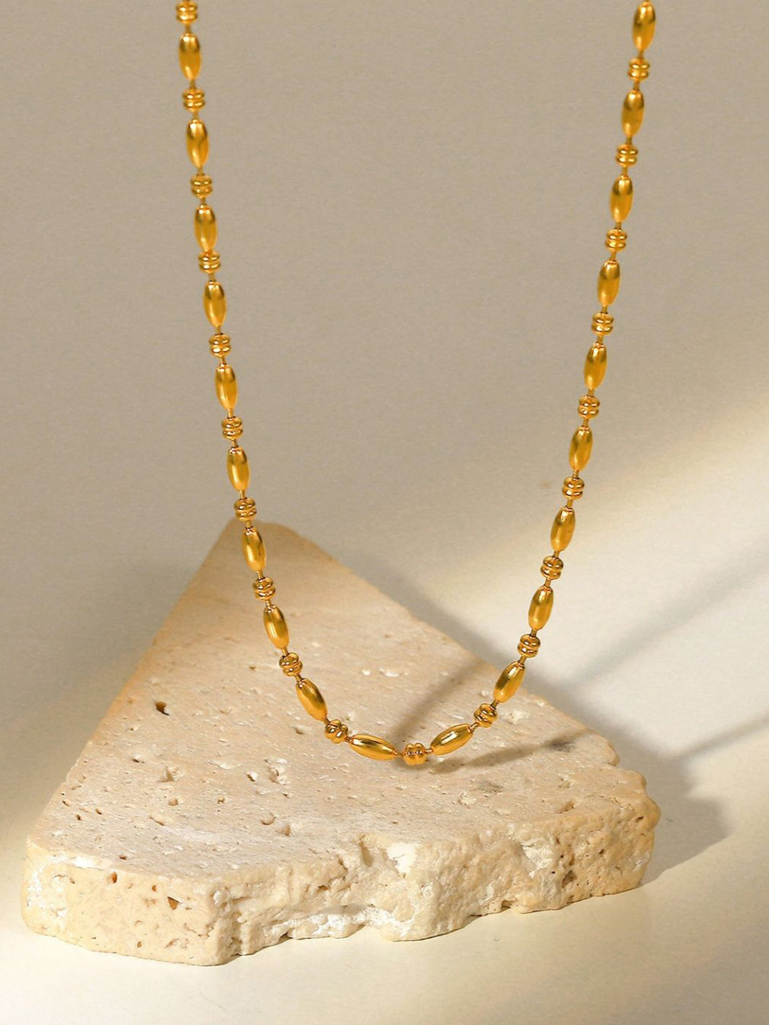 ShopSiiri Minimal Chic Oval Bead Chain 18k Gold Plated Anti Tarnish chain