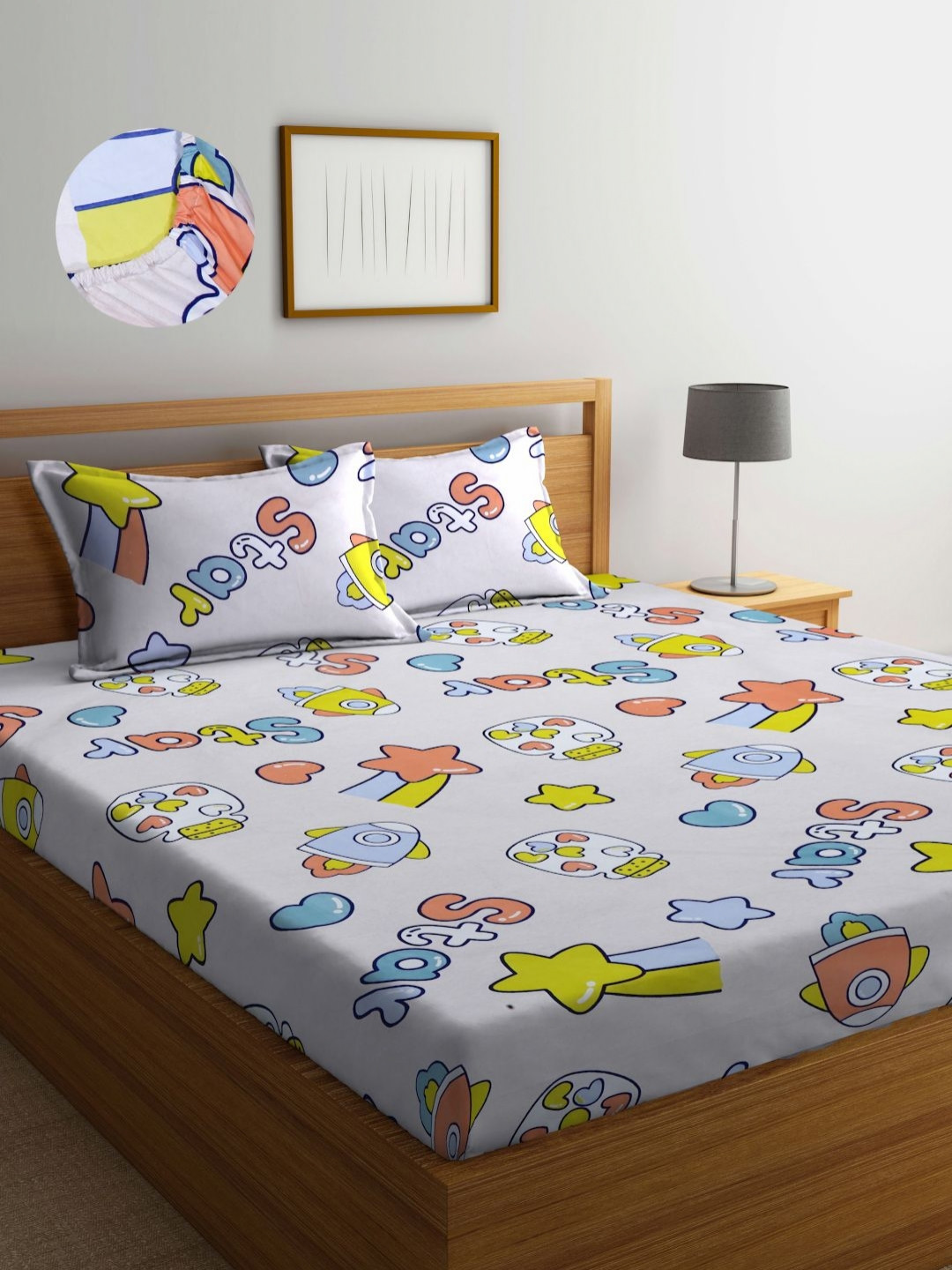 Aura Beige Graphic Cotton 300 TC Fitted King Superfine Bedsheet with 2 Pillow Covers-98 x 85 inches