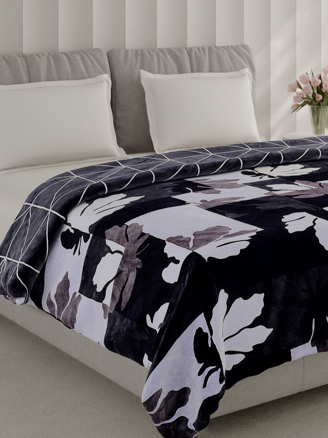 Monte Carlo Navy Blue & White Abstract Printed AC Room 350 GSM Double Bed Blanket
