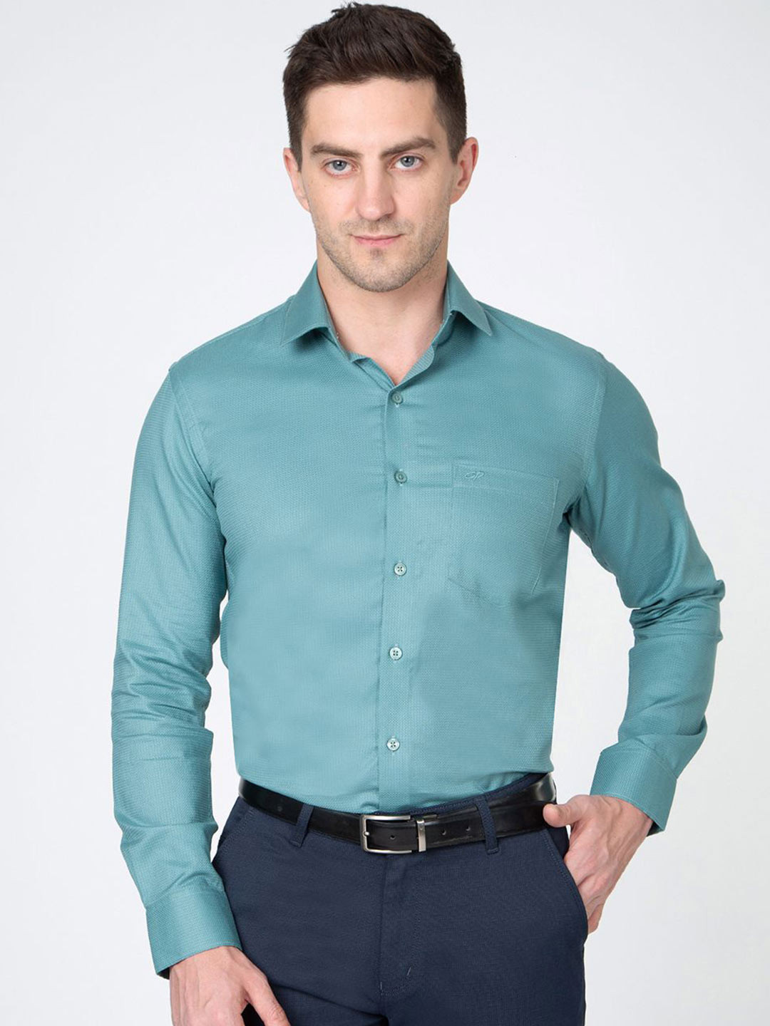 Sparky Men Solid Spread Collar Formal Shirt