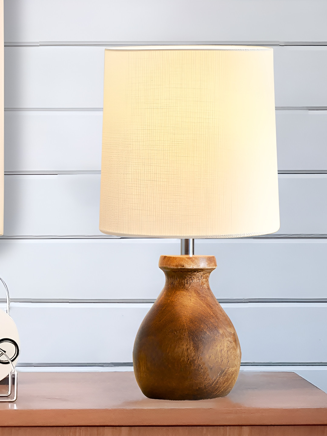 Decorcity White Printed Wooden Traditional Cylindrical Shaped Table Lamp With Bulb