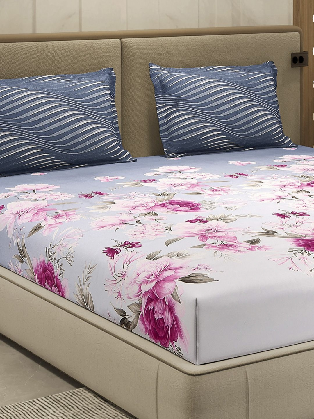 Monte Carlo Blue & Purple Printed Cotton 110 TC Queen Bedsheet Set 2.24 m x 2.54 m