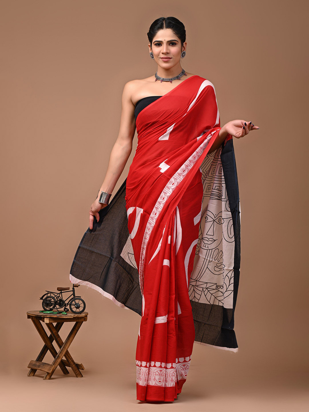 Crafts Moda Abstract Printed Pure Cotton Saree