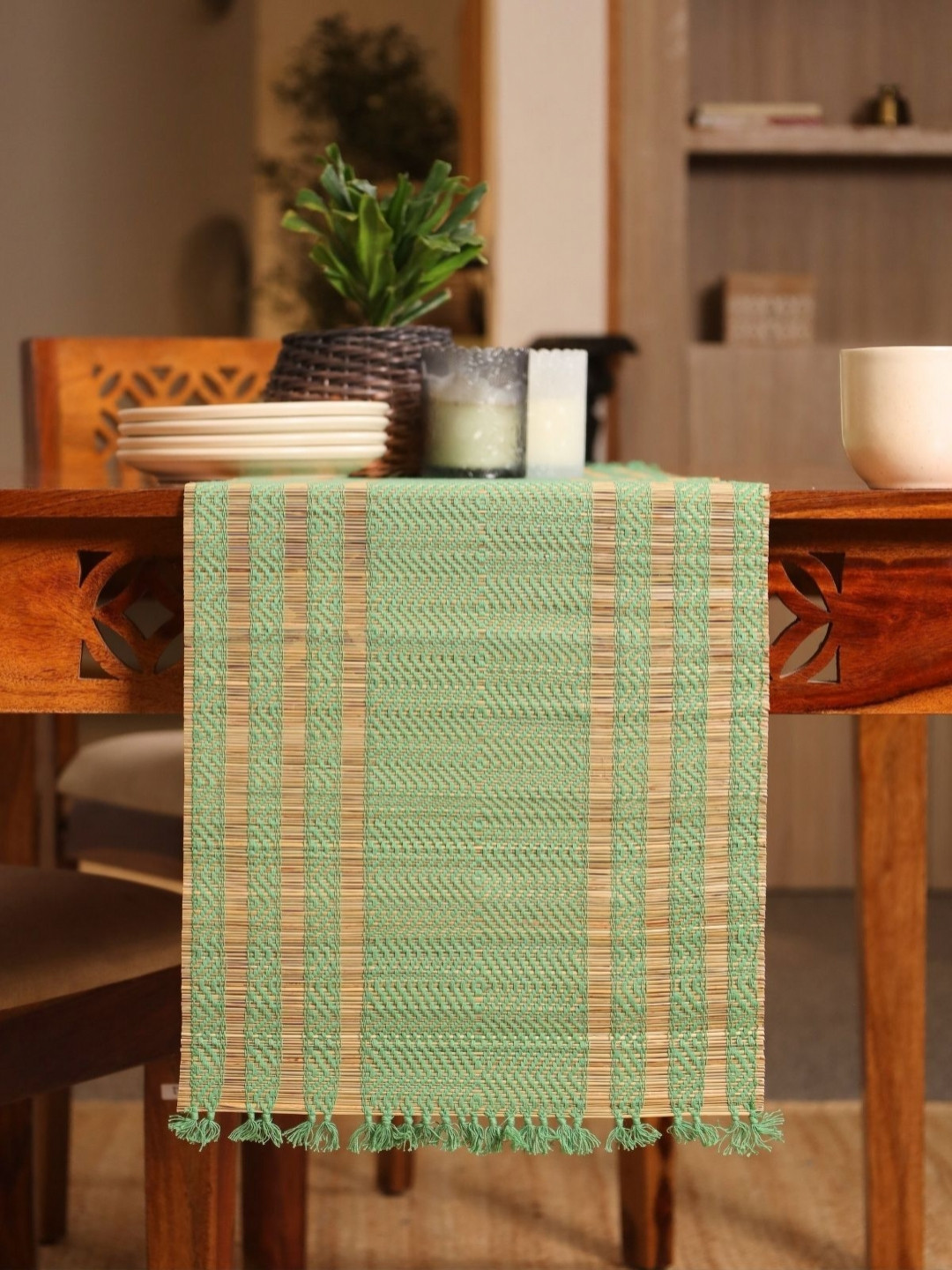 Peepul Tree Beige & Green Natural Grass 4-Seater Table Runner