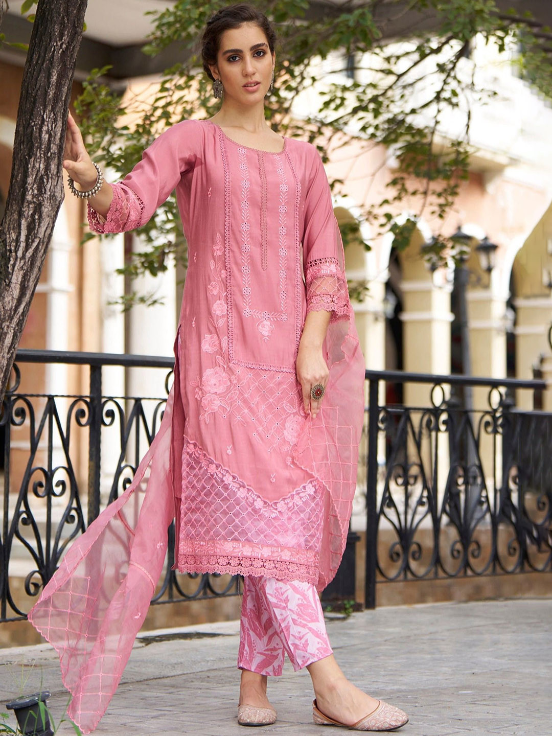 AUTUMN LANE Women Shonak Pink Embroidery Suit Set