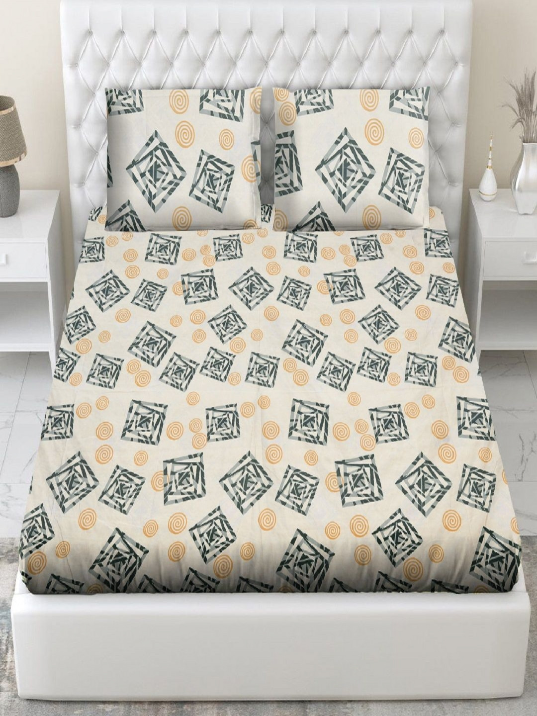 RRC RR Creations Off White Geometric Microfiber Skin-Friendly 210 TC King Bedsheet with 2 Pillow Covers-108 x 108 inches