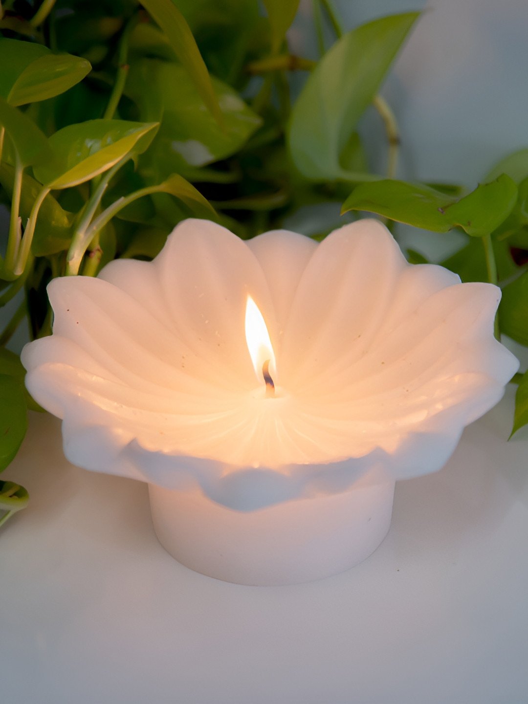 LIGHT JEWELS LOTUS CANDLE Smokeless 1 Wick Solid Flower Regular Tea Light Candles