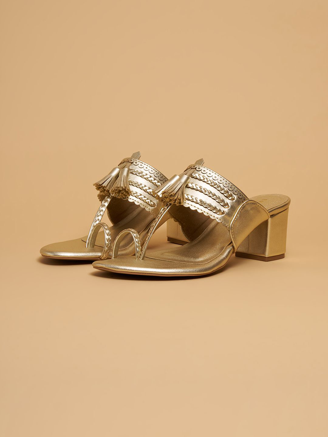 ERIDANI Kolhapuri Tassel Ethnic Block Heel Sandals