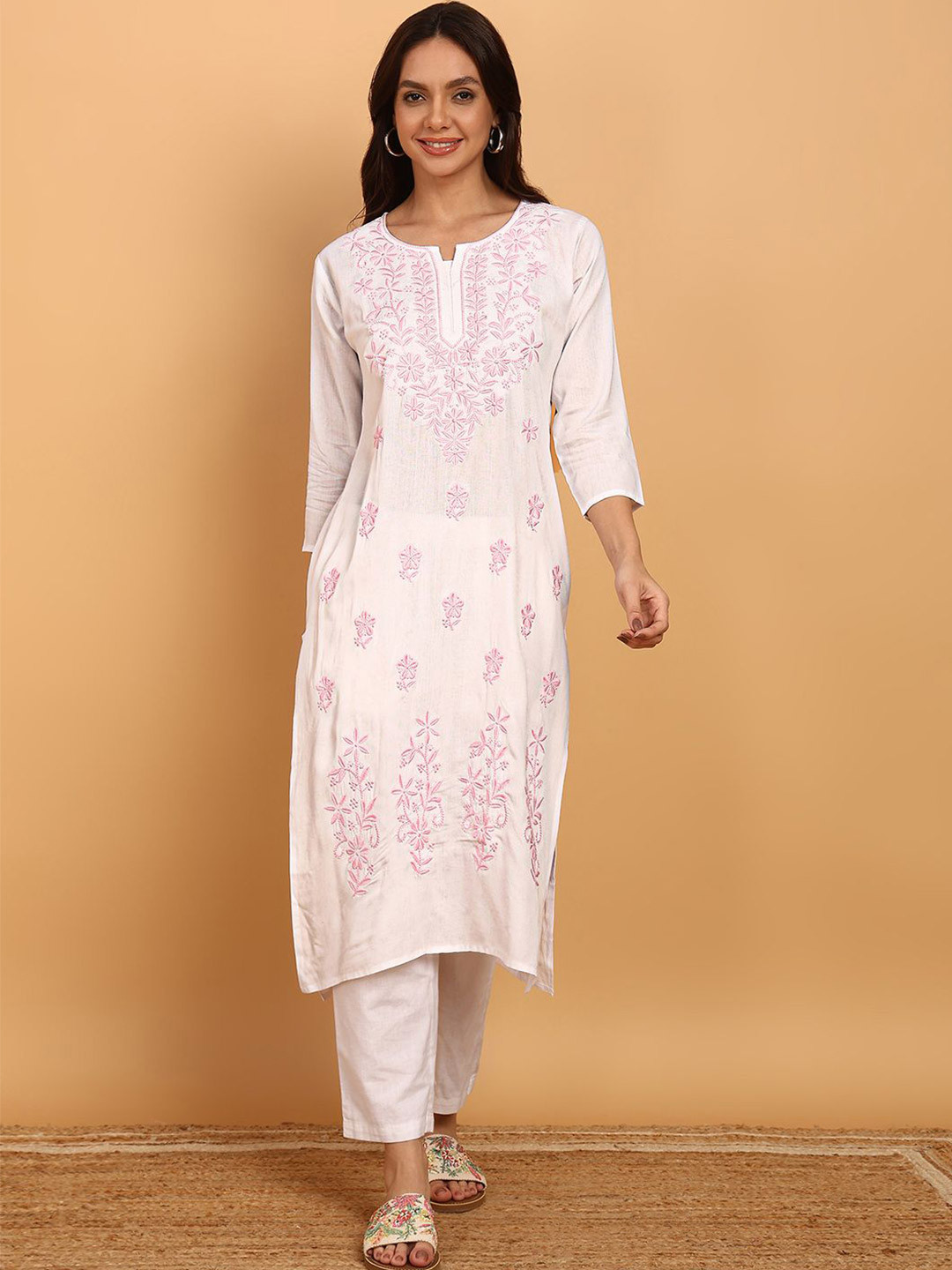 TOP N THREAD Women Floral Embroidered Regular Straight Calf Length Kurta With Chikankari