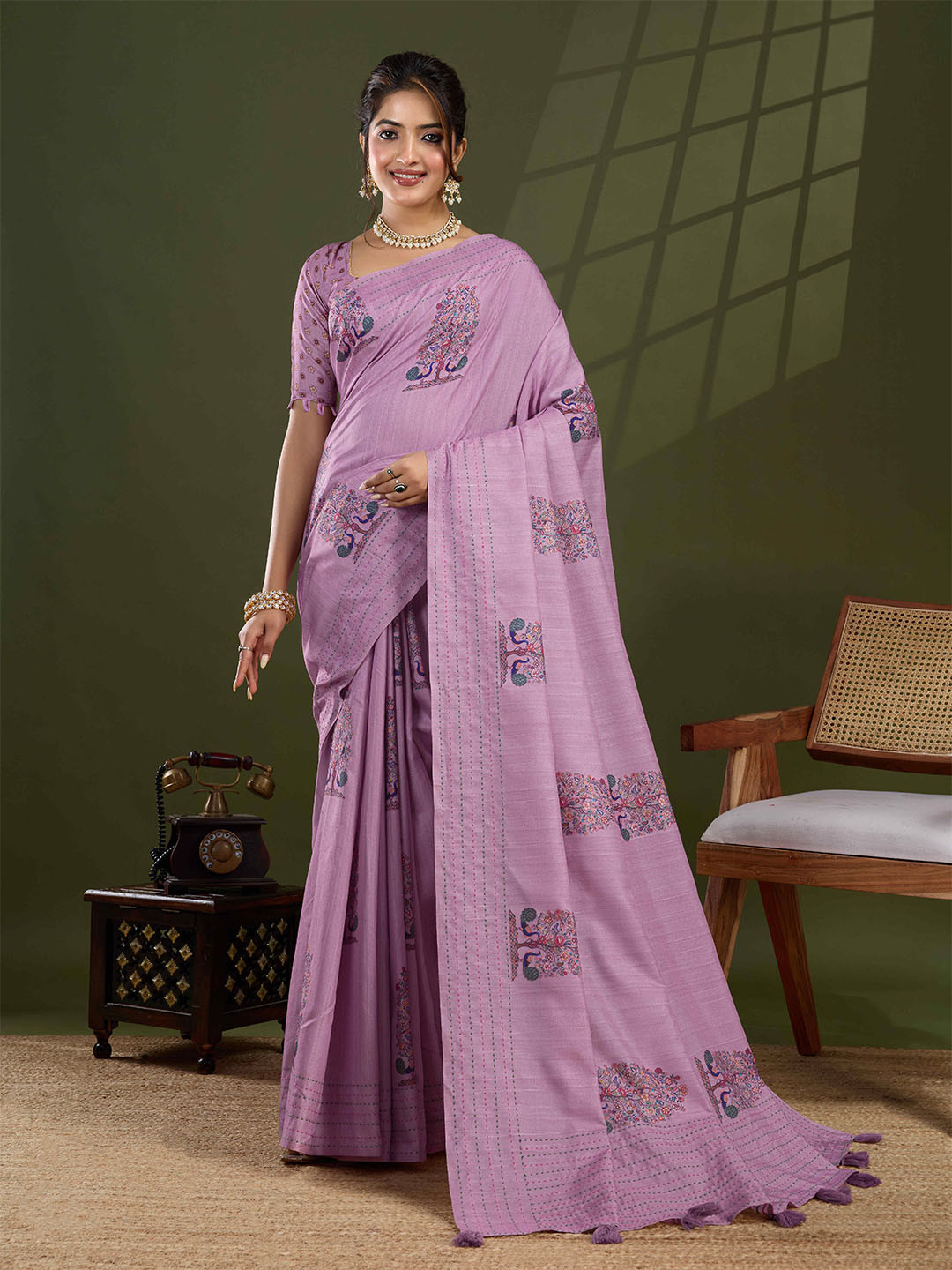 PBS PRINTS Kantha Work Banarasi Saree