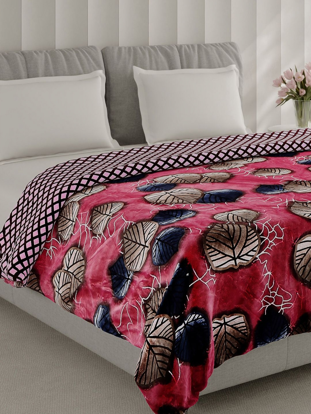 Monte Carlo Pink & Black Floral Printed AC Room 350 GSM Double Bed Blanket