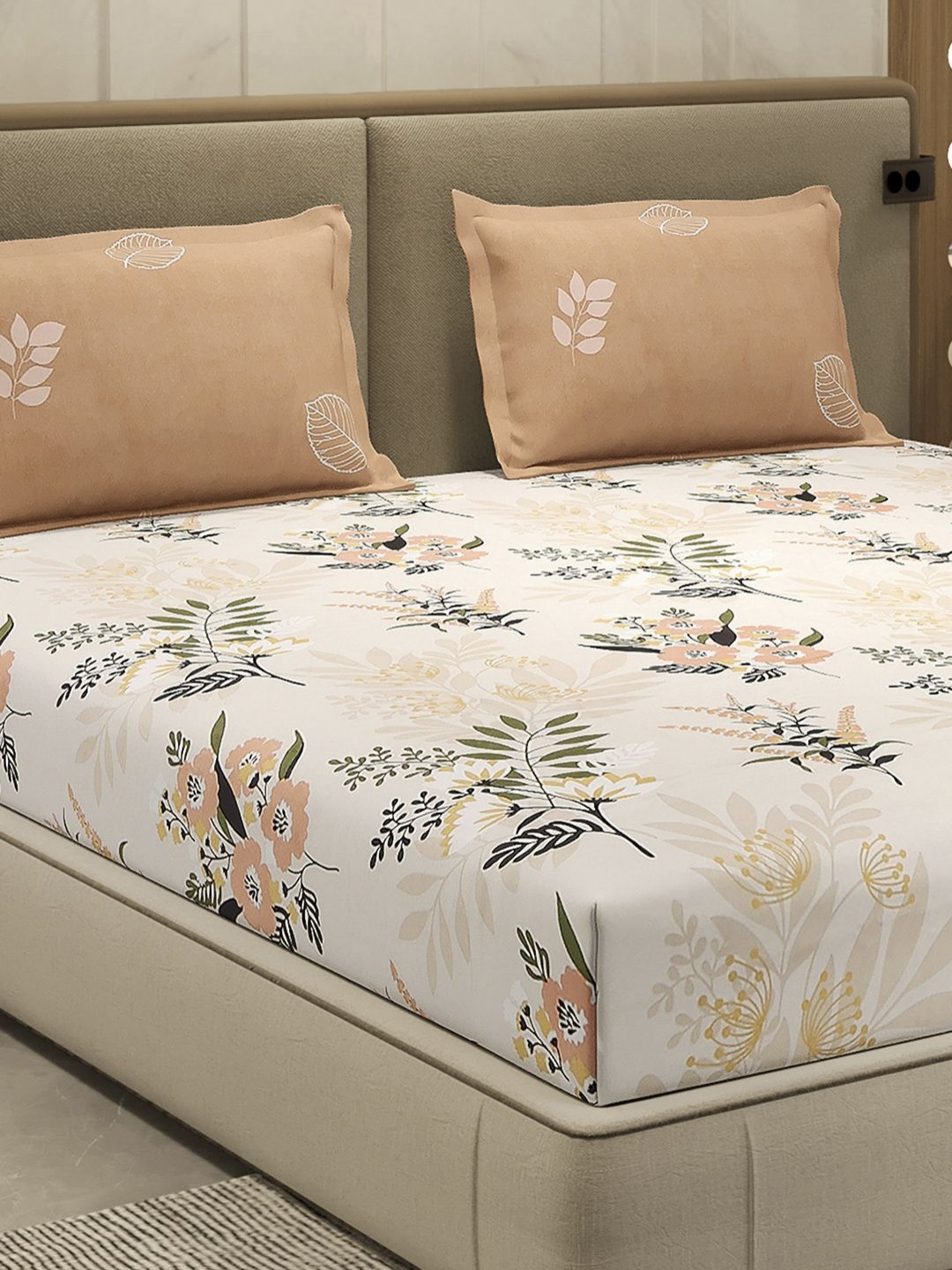 Monte Carlo Orange & Black  Printed Cotton 110 TC Queen Bedsheet Set- 2.3 m x 2.5 m