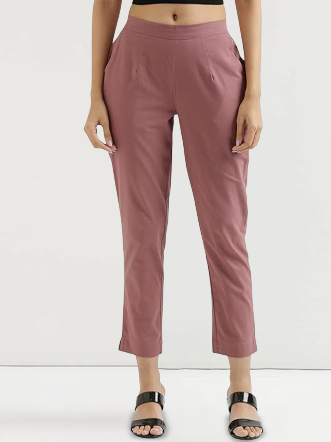DIGITAL SHOPEE Women Solid Regular Fit Mid-Rise Cropped Trousers