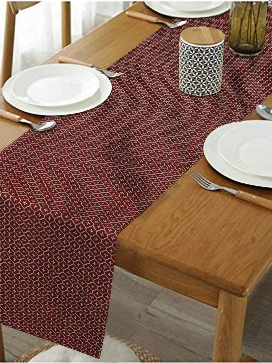 Ratan Cart Red Printed 100% Cotton Table Runners