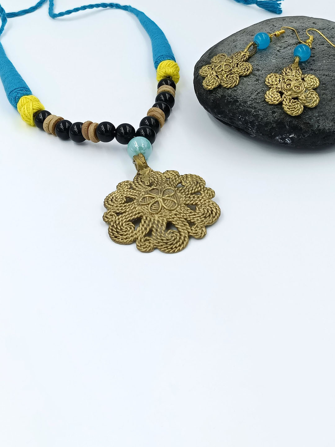 BLACKBOX Bell Shape Dokra Jewellery Set