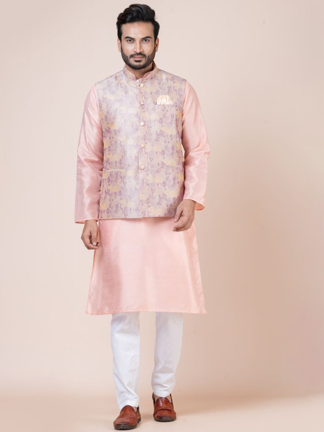 Nawaz's Kurta Men Regular Dupion Silk Kurta with Pyjamas