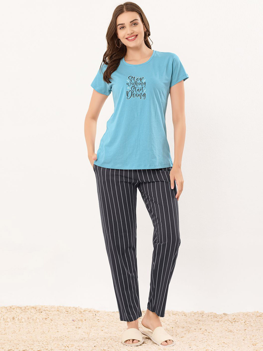 QUIRA Women Printed T-shirt & Pyjamas Night suit