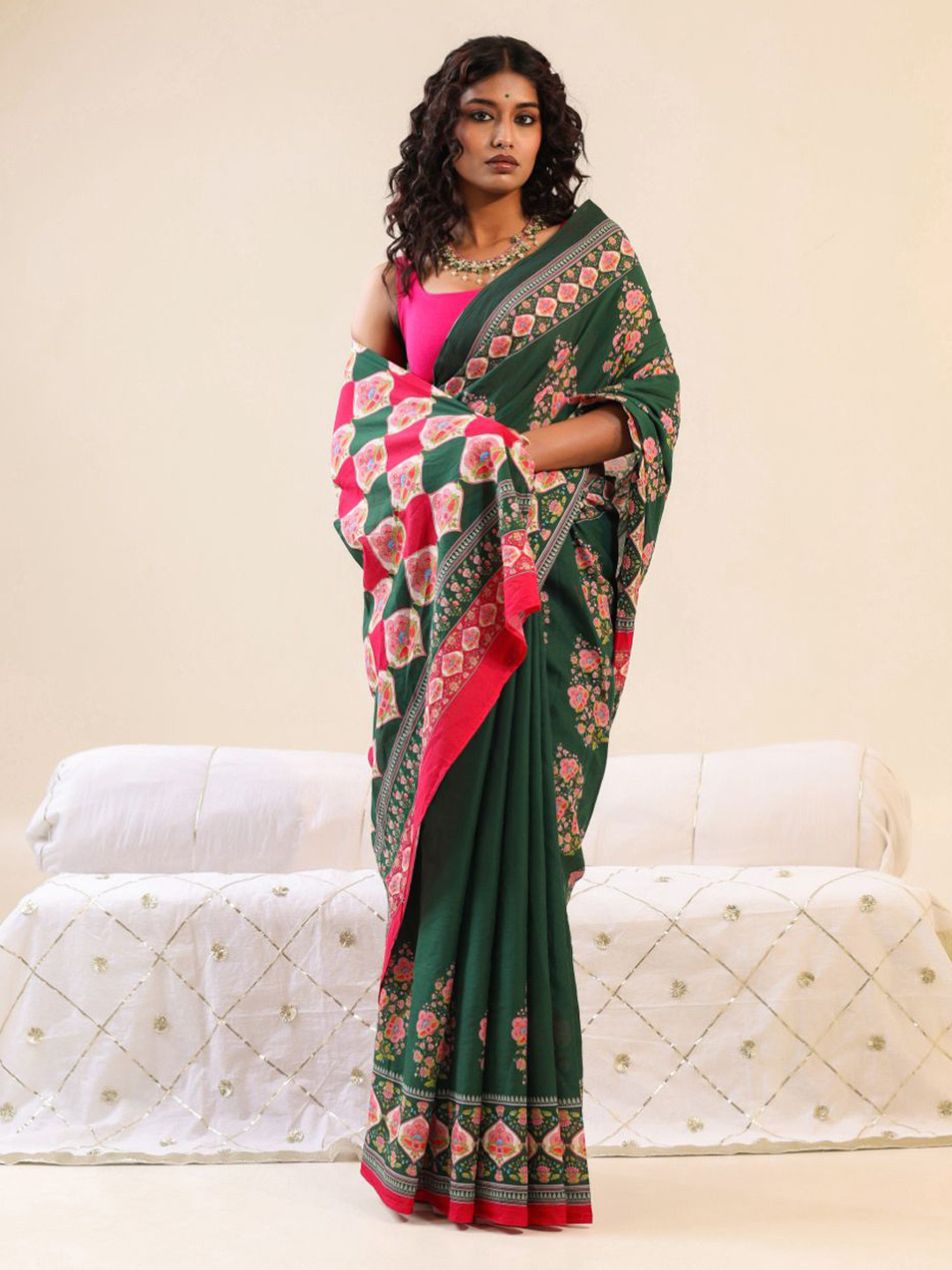 BUTA BUTI Gul Patta Floral Printed Pure Cotton Saree