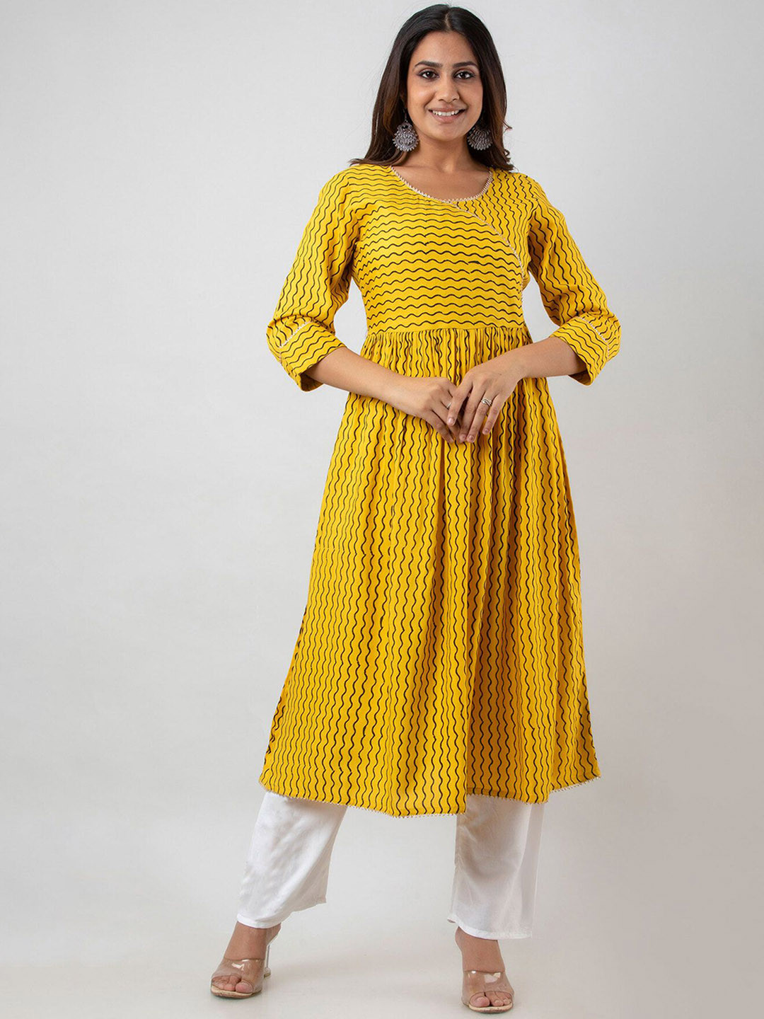 G.L. FASHION Chevron Printed Round Neck Angrakha A-Line Kurta With Trousers